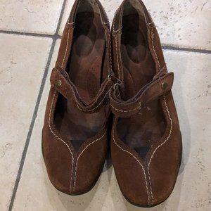 Naturalizer Brown Suede Mary Jane Flat Slip On Shoes Size 8 Women